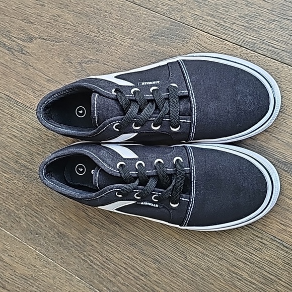 NWOT YOUTH AIRWALKS SIZE 4 - Picture 2 of 10